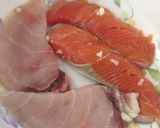 Foto del paso 1 de la receta: Salmón al horno!acompañado de una ensalada rusa Peruana!!