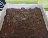 Foto langkah ke 4 dari resep Chocolatos Nut Brownies.