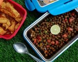 A picture of step 4 of Chana chaat.