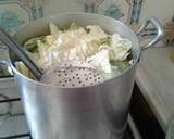 Foto del paso 3 de la receta: Col con salsichas