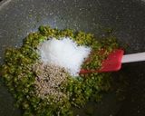 A picture of step 5 of Lilva Kachori.