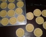 Foto langkah ke 2 dari resep Pie susu ekonomis.