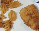 A picture of step 2 of Fish and Chips Sandwich from leftovers.