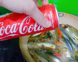 Hình bước làm 2 của món Cá nục kho coca