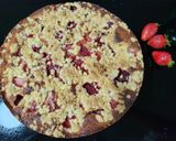 Foto del paso 5 de la receta: Queque con fresas y migas