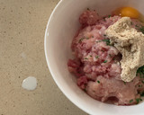 Foto del paso 4 de la receta: Hamburguesas de pollo al Jerez