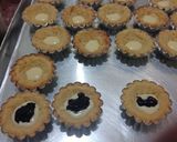 Foto langkah ke 5 dari resep Blueberry Cheese Tart.