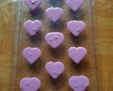 Foto langkah ke 6 dari resep Chocolate Praline Heart.