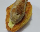 Foto del paso 5 de la receta: Perrito🌭caliente en "pan" de arepa🫓🌭🧀😜