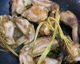 Foto langkah ke 4 dari resep Opor Ayam Bumbu Kuning.