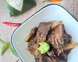 Foto langkah ke 2 dari resep Semur Daging, Kentang, Terong (3).