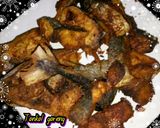 Foto langkah ke 2 dari resep Tongkol goreng ala -ala🐬.