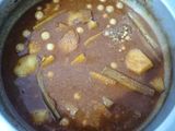कॅट फिश एग करी (Cat Fish egg Curry Recipe In Marathi)