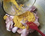 Foto langkah ke 4 dari resep Ayam Ungkep Air Kelapa Bumbu Kuning.