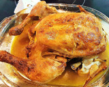 Foto del paso 4 de la receta: Pollo entero asado al horno