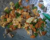 Foto langkah ke 2 dari resep Nasi Goreng Hongkong.
