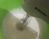 Foto langkah ke 2 dari resep Bolu Coklat 2 Telur.