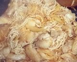 รูปขั้นตอนการทำที่ 3 ของ ผัดบะหมี่,กิมจิ,ไก่ - คีโต