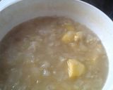 Foto del paso 3 de la receta: Sopa rústica de poro y cebolla