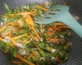 Foto langkah ke 2 dari resep Orak-arik Buncis Wortel / Stir fried Egg Bean Carrot.