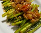 Foto langkah ke 6 dari resep Tumis Sawi Pedas.