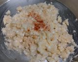 A picture of step 3 of Cheesy Sago Bombs.