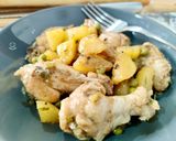 Foto del paso 7 de la receta: Pollo con patatas al vino blanco
