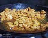 A picture of step 2 of Prawn Curry.