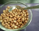 A picture of step 2 of Tips How To Roast Peanuts In Microwave.