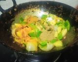 A picture of step 2 of Aloo Shimla mirch pyaz ki sabzi.