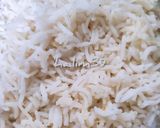 Gambar langkah 4 resipi Nasi Goreng Kacang Botol.