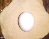 A picture of step 6 of Egg roll.