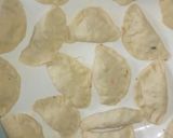 A picture of step 4 of Dumplings (Chicken version).