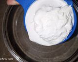 A picture of step 6 of Cream cake.