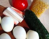 Фото кроку 1 до Овочевий салат з крабовими паличками 🦀.
