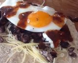A picture of step 3 of Baleadas.