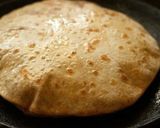 A picture of step 6 of Puran Poli/Bobbatlu.
