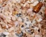A picture of step 1 of Curd mushroom masala.