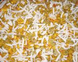 صورة لخطوة 4 من وصفة بيتزا بالدجاج مثل المطاعم 🤫😋