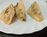 Foto del paso 7 de la receta: Gyozas en Caldo 🍲 de Sabor Oriental 🍜 🇯🇵