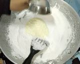 Foto langkah ke 2 dari resep Bola-Bola Susu Pelangi.