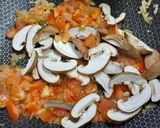 รูปขั้นตอนการทำที่ 3 ของ สปาเก็ตตี้หมูสับซอสมะเขือเทศ