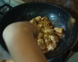 A picture of step 4 of Creamy butter chicken.
