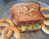 Foto del paso 12 de la receta: Sándwich de Atún... 🍞🥫🥑🥒🥓🥪con aros de Pan de Arroz🍟🥨.