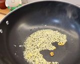 Foto langkah ke 2 dari resep Garlic Butter Zucchini.