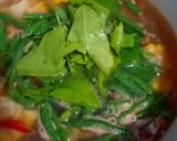 Foto langkah ke 2 dari resep Sayur Asem Belimbing Wuluh.
