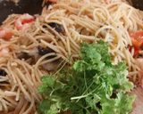 Foto langkah ke 4 dari resep Spaghetti Aglio Olio.
