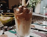 Foto langkah ke 3 dari resep Dalgona Coffee.