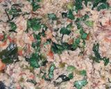 A picture of step 3 of Oats Upma.