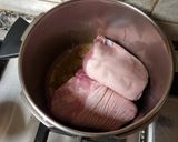 Foto del paso 1 de la receta: Codillo de cerdo guisado